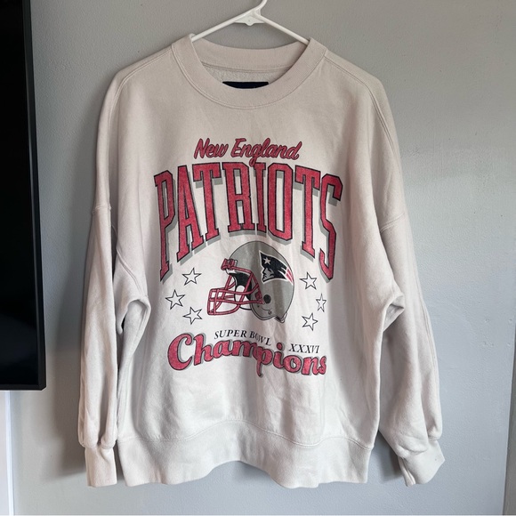 Abercrombie & Fitch New England Patriots Oversized Sunday Crewneck Sweatshirt M - Picture 6 of 9